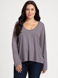 Whether worn with skinnies or bootcut jeans, this exquisite supima cotton-modal top will give you the silhouette you really want.ScoopneckLong sleevesPull-on styleAbout 26 from shoulder to hemSupima cotton/micro modalMachine washMade in USA