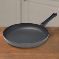 Scanpan Classic Fry Pans: 14