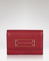 Style your look MARC BY MARC JACOBS down to the smallest essentials like this almost too hot to handle leather card case.