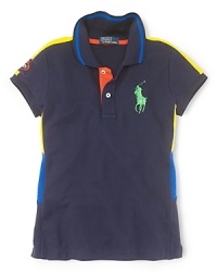 Our official limited edition US Open sleeveless polo shirt is rendered in breathable stretch cotton mesh and accented with an embroidered Big Pony and bold color-blocked panels.