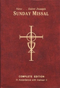 The New Saint Joseph Sunday Missal, Complete Edition (Red Vinyl)