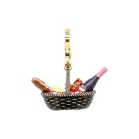 Juicy Couture - Country Picnic Basket with Champagne, Strawberries, Baguettes and Cheese - Gold Plated Charm