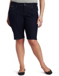 Levi's Women's 512 Embroidered Bermuda