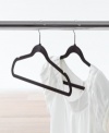 Clean up your closet for a smarter, fresher approach to each and every day. Professional non-slip felt hangers keep clothes in place with an ultra-slim profile that frees up more space, so wrinkles and creases are never part of your ensemble.