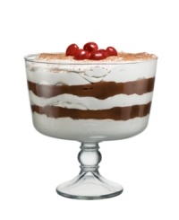 The luminous Selene trifle bowl reveals layer upon sumptuous layer of fruit, chocolate and cream, enticing guests and showcasing the hours you spent slaving over dessert. From The Cellar's collection of serveware and serving dishes.