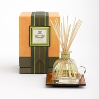 Infuse your home with the redolent fragrance of lemon verbena for a luxurious, welcoming aroma that warms your spirit. This fine diffuser also makes a sweet gift.