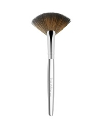 Trish's Brush 62 Fan is designed to apply the thinnest veil of finishing powder or face color and with its flat, arched shape effortlessly fans away any trace of fallen eye color. * Handcrafted for exquisite quality and longevity * Precision-cut for technically perfect results * Brass ferrulesDirections: Hold the brush vertically and stroke in a side-by-side motion along the upper cheekbone.