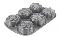 Nordic Ware Bouquet Pan