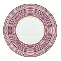 Inspired by Milleraies, Raynaud's spearhead tableware set, Attraction boasts a freer, more modern design with alternating narrow and wide stripes. It will embellish any table with its shades of pink and red, enhanced with mauve and orange and underscored subtle shades of green and brown.