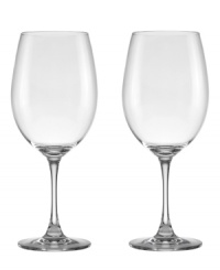 Take in all the flavors and aromas of your favorite Cabernet Sauvignon with elegant Napa Valley wine glasses. Clean lines crafted in versatile, break-resistant glass offer an easy escape to the vineyard.