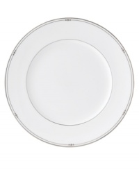 Set a sumptuous table with luxurious Precious Platinum dinner plates from Royal Doulton's dinnerware and dishes collection. Intertwining platinum lines and raised, dotted accents create a sophisticated, segmented design.