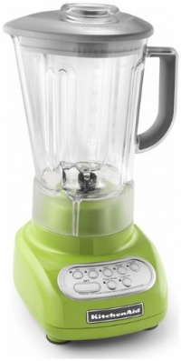 kitchenaid ksb560ga 5-Speed Green Apple Color Blender with Polycarbonate almost Unbreakable Shatter Resistant Jar and an extreamely powerful Motor