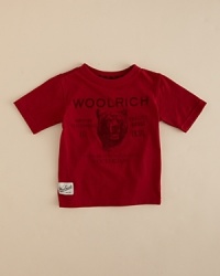 Crewneck tee with vintage-inspired bear logo print on the chest.