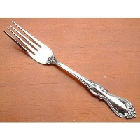 Towle Silversmiths T090702 Queen Elizabeth Place Fork