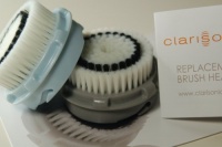 Clarisonic Replacement Brush Head Twin-Pack Normal Delicate Combo ($50 Value) Brand New in Original Retail Box 1 Normal + 1 Delicate