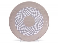 Q Squared 8-1/2-Inch Round Plate Spice Weave Collection, White Pepper Hammered Texture