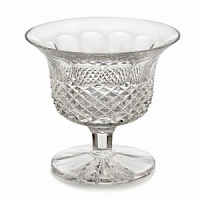 The Colleen Mini Footed Bowl from Waterford has two layers of period cut patterns that are combine to create a multi-faceted sparkle. This bowl measures 4.