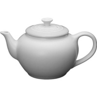 Le Creuset Stoneware 22-Ounce Teapot with Infuser, White