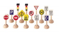 Plan Toys Set of Traffic Signs and Lights 1 (Usa)