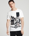 A stark graphic inspired by Russian poster art fronts this soft cotton tee, perfect for a relaxed weekend afternoon.