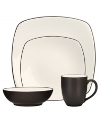 Make everyday meals a little more fun with mix-and-match from Noritake dinnerware. The dishes of the set are dressed in two contrasting hues-one glazed, one matte. The square Colorwave 4-piece place settings create a modern tabletop with endless possibilities.