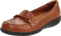 Clarks Women's Sixty Seaway Slip-On Loafer,Tan,7.5 W US