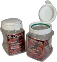 Snapware 60713 32 Oz Square-Grip Canister