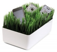 Kikkerland OR08-W Grass Charging Station, White