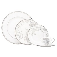 Paisley Bloom brings Marchesa's signature beaded accents to life on a tailored white bone dinnerware body. Silver mica and platinum decorate the rim for added appeal. The unique artistry of paisley and florals create a graceful tabletop collection that is romantic and refined, perfect for every dinner party.