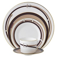 Wedgwood pays tribute to the traditional English equestrian lifestyle with this fine dinnerware assortment inspired by the work of 18th-century horse painter George Stubbs. Burnished gold silhouettes, classic stirrup stripes and rich shades of tan and brown evoke the stylish essence of horse riding.