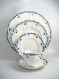 Royal Crown Derby Grenville Dinnerware 5 Piece Place Setting