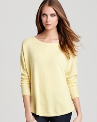 Crafted from luxurious cashmere, this exceptionally-soft Joie sweater is a must-have classic for now and later.