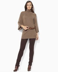 Luxurious cashmere and wool yarns infuse the relaxed-fit perennial turtleneck with a note of classic elegance.