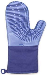 OXO Good Grips Silicone Oven Mitt with Magnet. Blueberry Blue