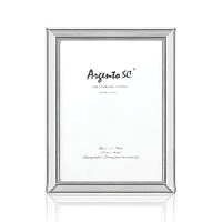 Timeless and refined, this sterling silver frame makes an exceptional gift, even if it's for yourself. Use it to frame your favorite photos or to display a special invitation.