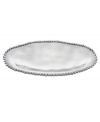 Pretty and polished, this Organics Bead bread tray from Lenox's collection of serveware and serving dishes combines a natural shape in bright aluminum with a delicately beaded edge.