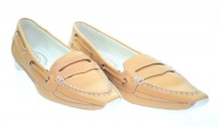 TOD'S Women's Pellame Leather Beige Loafers Sz 37 1/2 R30C604