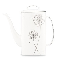 Recall the childhood pastime of wishing on a dandelion with kate spade new york's Dandy Lane collection. Accented with fluffy flowers and floating spores, this coffee pot is sophisticated, unique and full of whimsy.