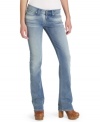 Compliment your tops with the intense fade on these low-rise bootcut jeans from Levi's!