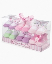 Keep her little feet cozy and warm with Cutie Pie's 6 piece sock set.