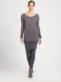 Ultra-soft cashmere, in a chic, minimal silhouette.Foldover waistbandPull-on styleAbout 18 from natural waistCashmere/nylon/elastaneDry cleanImported of Italian fabricModel shown is 5'10 (177cm) wearing US size Small. 