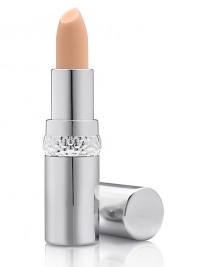 Cellular Luxe Lip Treatment SPF 15 provides a colorless veil of moisture that helps soften and smooth the lips, protect from dryness and damaging effects of the sun.  · Intense lip conditioning  · Treats and prevents chapping 