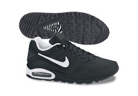 Nike Men's Air Max Navigate Leather Running Shoe