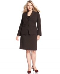 Tahari by ASL's plus size skirt features a slight A-line silhouette that works on any figure. Wear it with a blouse or try it with the coordinating jacket for a more structured look.