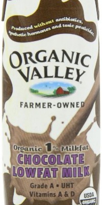 Organic Valley, Lowfat Chocolate Milk (1% Milkfat), 8-Ounce Aseptic Cartons (Pack of 12)