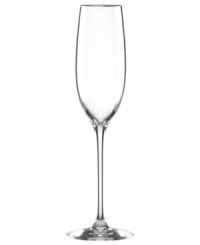 With the same crystal elegance and luxe platinum banding as Solitaire Platinum stemware, the Lenox Signature flute makes even more of an impact in a new, larger size.