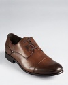 Rich supple leather defines these handsome oxfords, carefully crafted with a designer's touch.