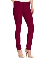 Part jeans, part leggings, Calvin Klein Jeans' jeggings offer a super-snug fit, now in a rich wash!