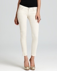 Bring luxe texture to your denim collection with Hudson's plush velvet skinny jeans--a sumptuous fall essential.