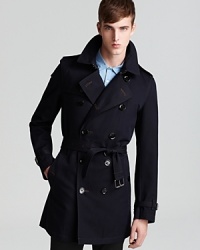 A brilliant design from Burberry Brit marries vintage appeal with classic tailoring for an overall masculine and thoroughly modern coat that elevates your presentation wherever you roam.